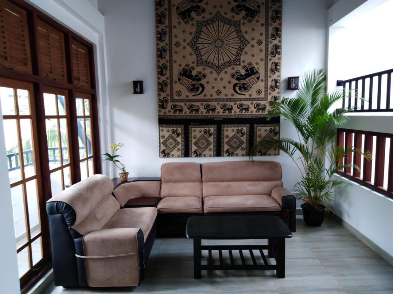 Lija Residence Negombo Eksteriør billede