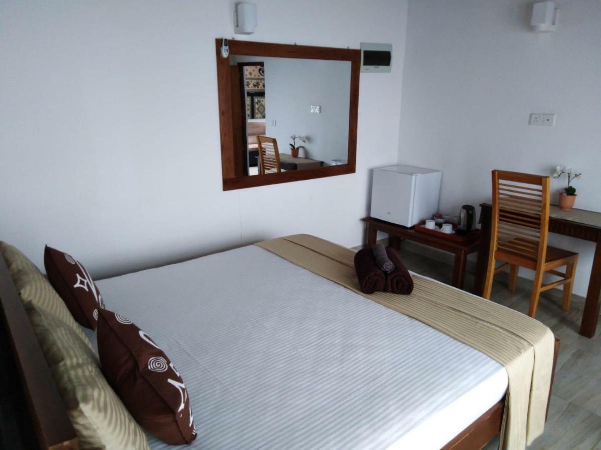 Lija Residence Negombo Eksteriør billede
