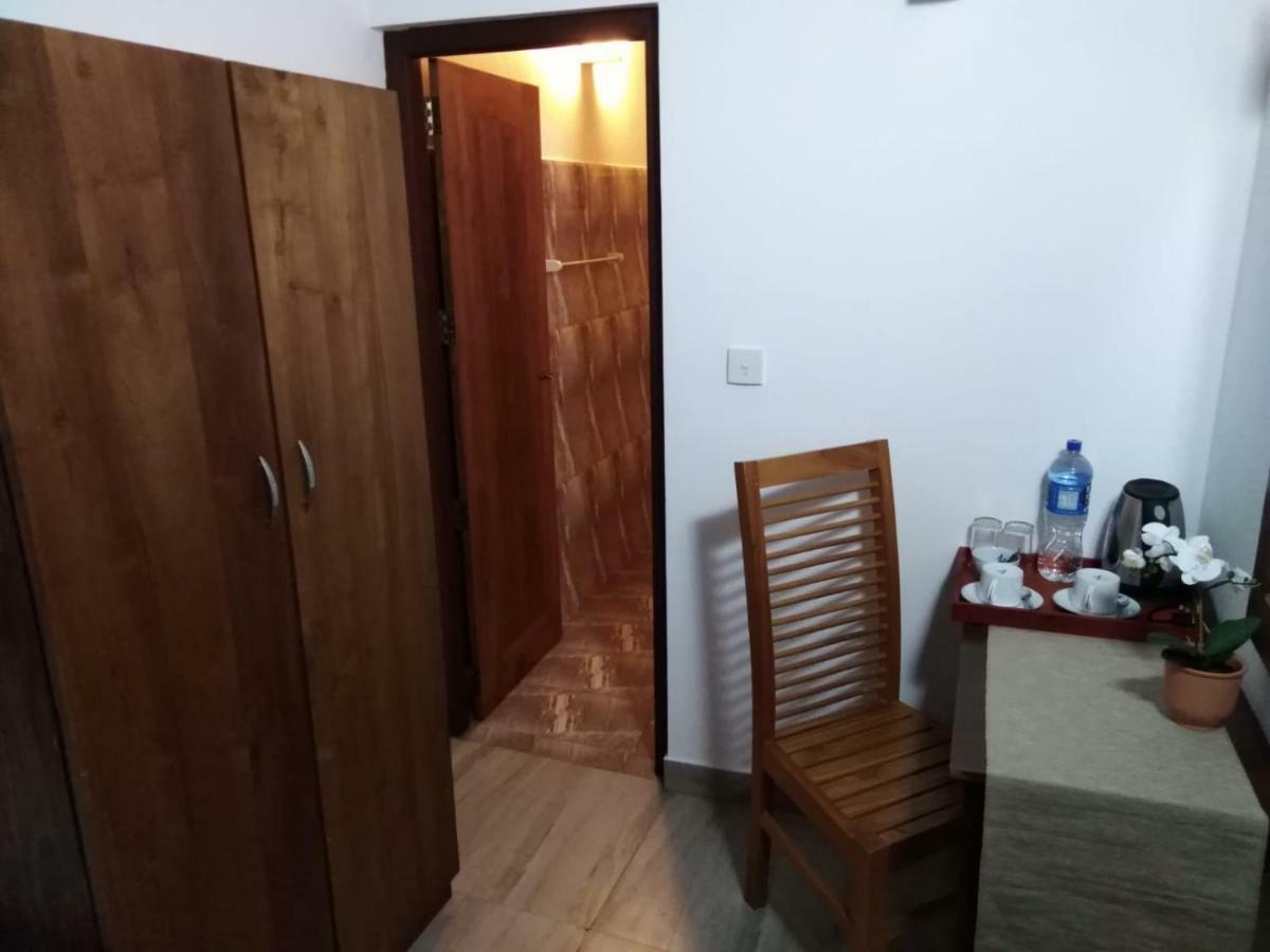 Lija Residence Negombo Eksteriør billede